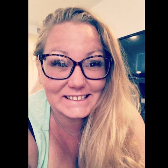 Meet your Posher, Jillian - Picture 1 of 1